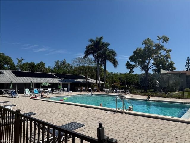 7400 College PKWY 1D, Fort Myers, FL 33907