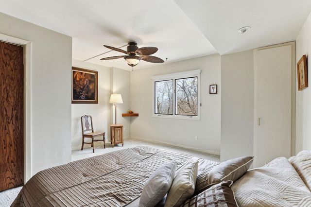 210 W Grant Street 516, Minneapolis, MN 55403