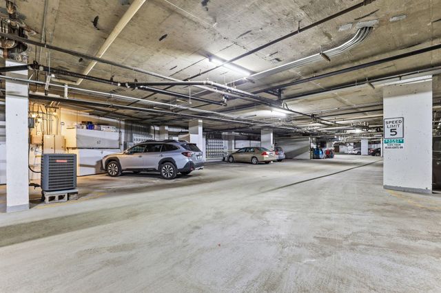 210 W Grant Street 516, Minneapolis, MN 55403