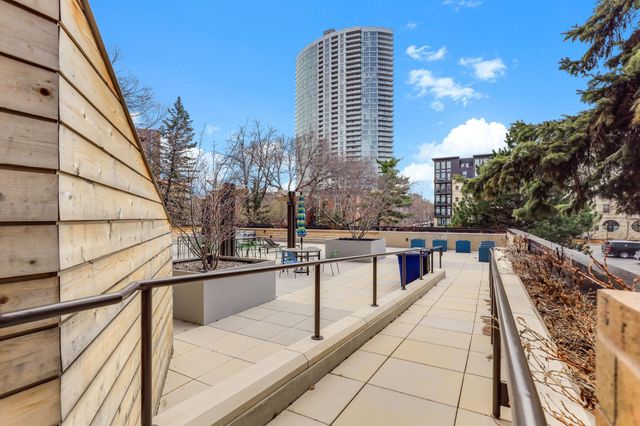 210 W Grant Street 516, Minneapolis, MN 55403