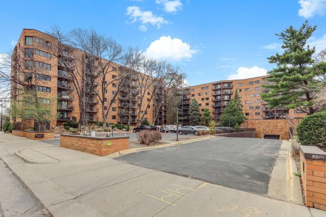 210 W Grant Street 516, Minneapolis, MN 55403