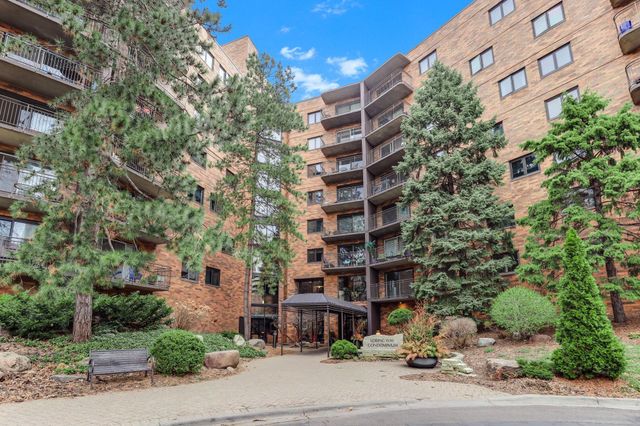 210 W Grant Street 516, Minneapolis, MN 55403