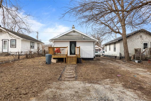 1353 E 15th Street, Des Moines, IA 50316