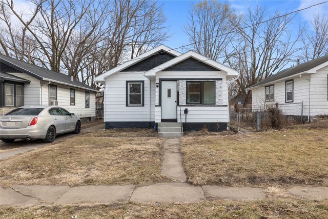 1353 E 15th Street, Des Moines, IA 50316