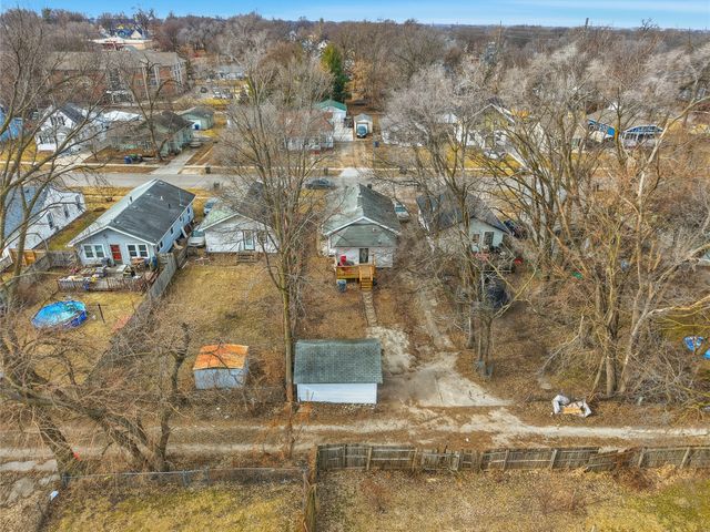 1353 E 15th Street, Des Moines, IA 50316