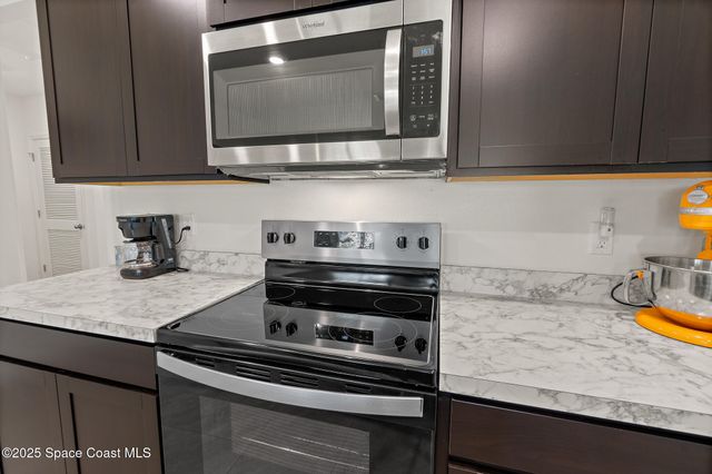 467 Americana Boulevard NW, Palm Bay, FL 32907