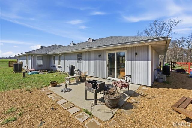 4157 Wetzler Road, Fults, IL 62244