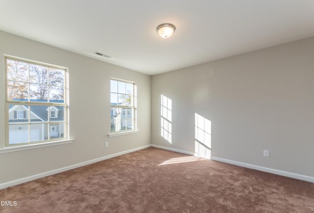 175 Starlet Rdg Way, Clayton, NC 27520