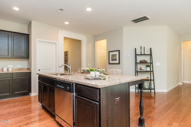 175 Starlet Rdg Way, Clayton, NC 27520