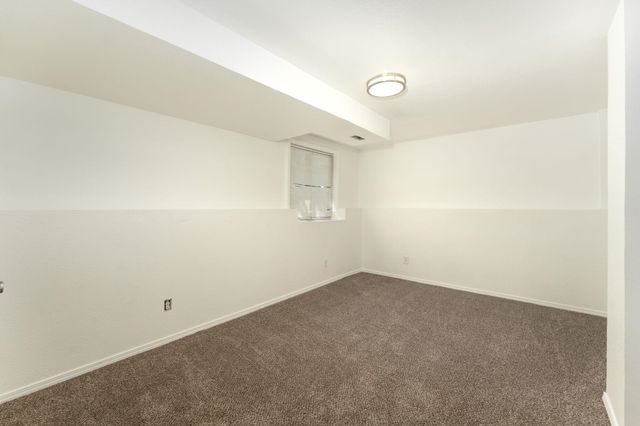 5724 N Nevada St, Spokane, WA 99208
