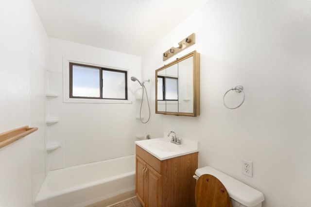 5724 N Nevada St, Spokane, WA 99208