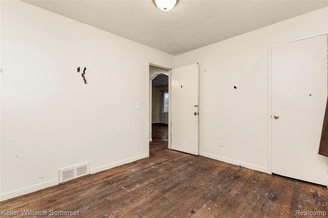 8733 Hupp Avenue, Warren, MI 48089