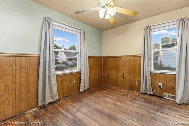 8733 Hupp Avenue, Warren, MI 48089