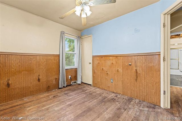 8733 Hupp Avenue, Warren, MI 48089