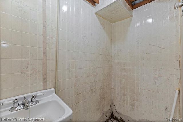 8733 Hupp Avenue, Warren, MI 48089