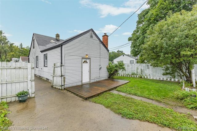 8733 Hupp Avenue, Warren, MI 48089
