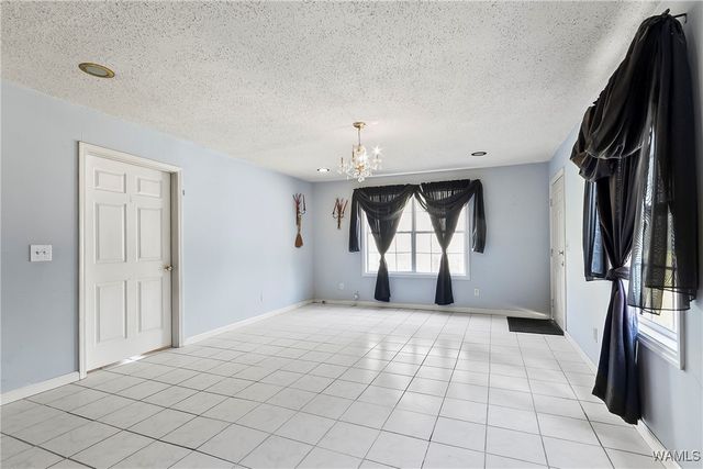 7801 Hargrove E, Cottondale, AL 35453