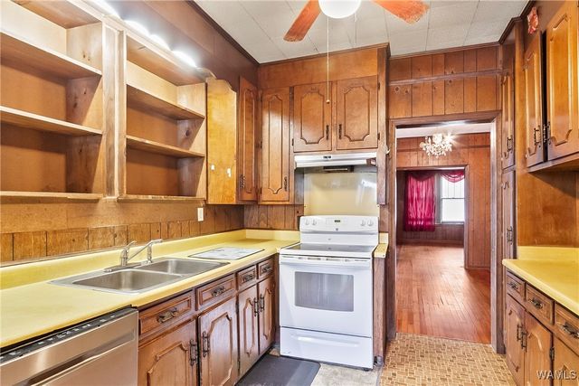 7801 Hargrove E, Cottondale, AL 35453