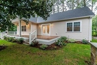 43 Stone St, Walpole, MA 02081