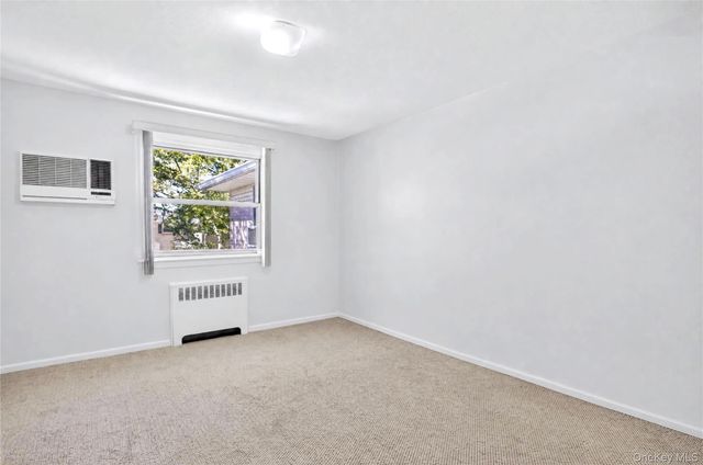 27003 82nd Avenue 2b, New Hyde Park, NY 11530