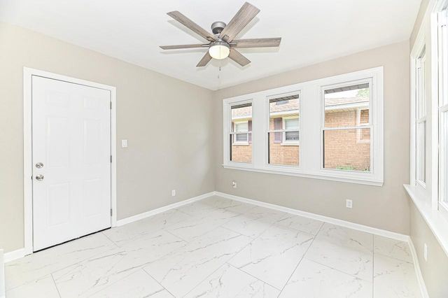 7916 22nd AVENUE, Kenosha, WI 53143