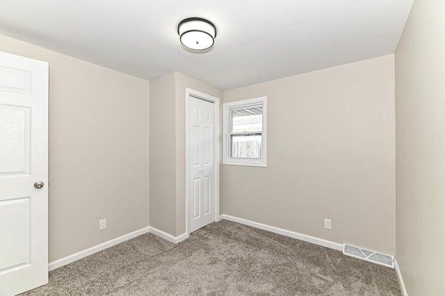 7916 22nd AVENUE, Kenosha, WI 53143