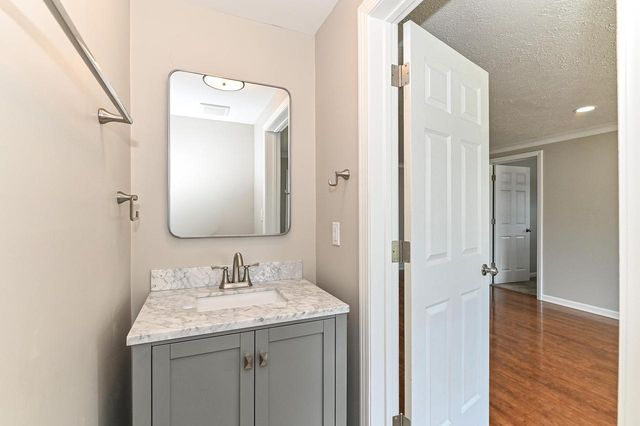 7916 22nd AVENUE, Kenosha, WI 53143