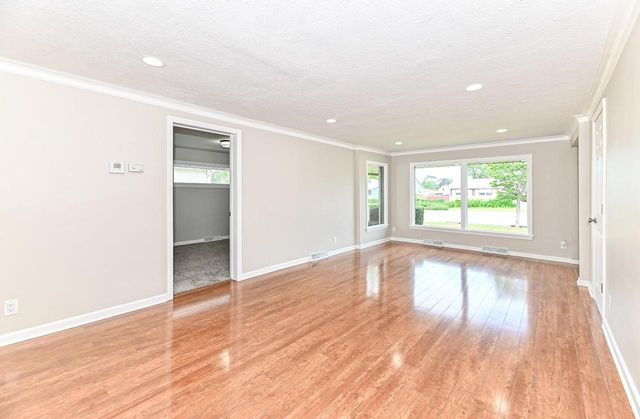 7916 22nd AVENUE, Kenosha, WI 53143