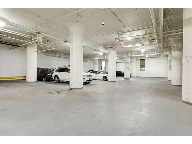 250 Park Avenue 614, Minneapolis, MN 55415