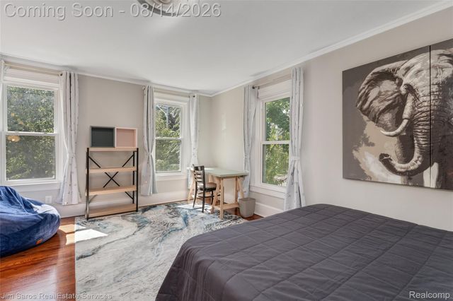 16845 Maumee Avenue, Grosse Pointe, MI 48230
