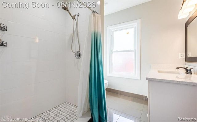 16845 Maumee Avenue, Grosse Pointe, MI 48230