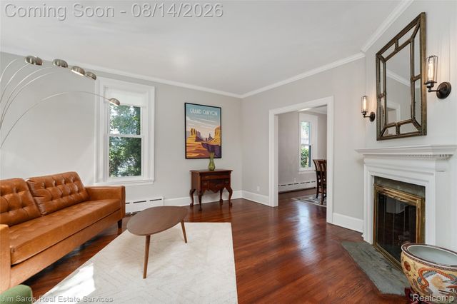 16845 Maumee Avenue, Grosse Pointe, MI 48230