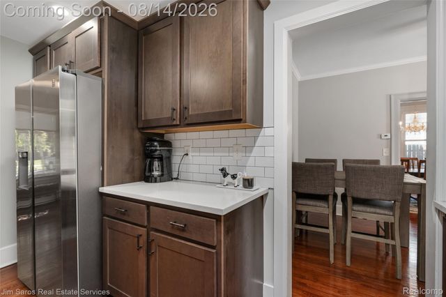 16845 Maumee Avenue, Grosse Pointe, MI 48230