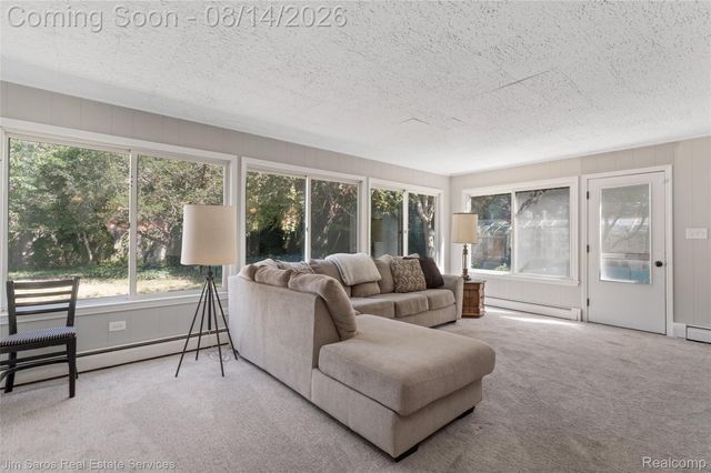 16845 Maumee Avenue, Grosse Pointe, MI 48230