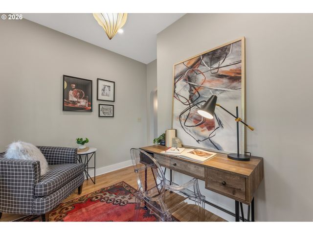 3148 Sw FAIRVIEW Blvd, Portland, OR 97205