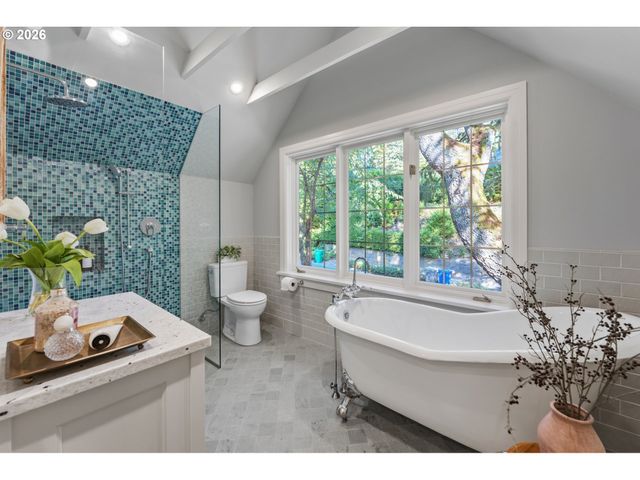 3148 Sw FAIRVIEW Blvd, Portland, OR 97205