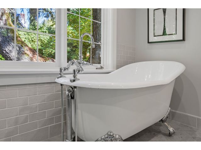 3148 Sw FAIRVIEW Blvd, Portland, OR 97205