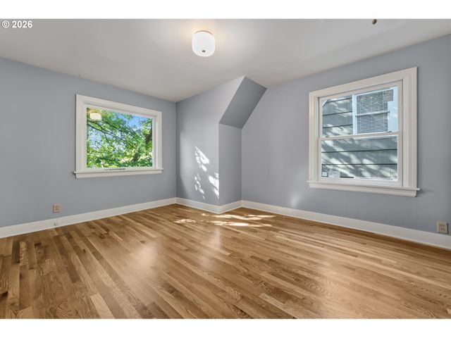 3148 Sw FAIRVIEW Blvd, Portland, OR 97205