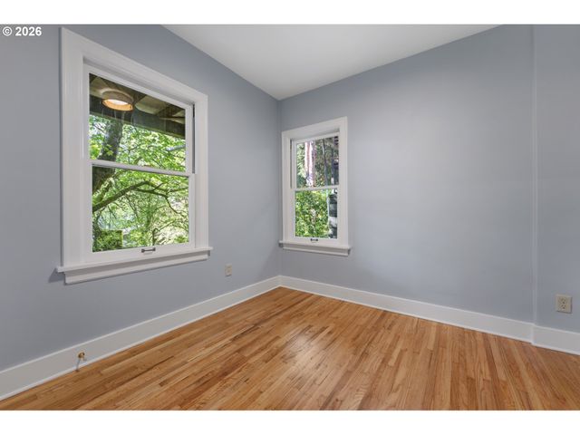 3148 Sw FAIRVIEW Blvd, Portland, OR 97205