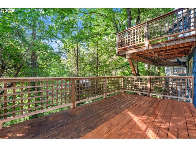 3148 Sw FAIRVIEW Blvd, Portland, OR 97205