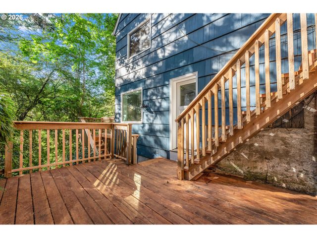 3148 Sw FAIRVIEW Blvd, Portland, OR 97205