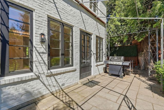 907 W 20TH Ave, Spokane, WA 99203