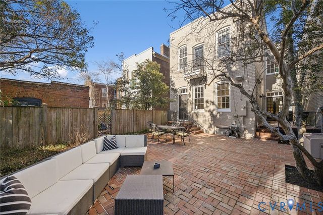 2005 Stuart Ave, Richmond, VA 23220