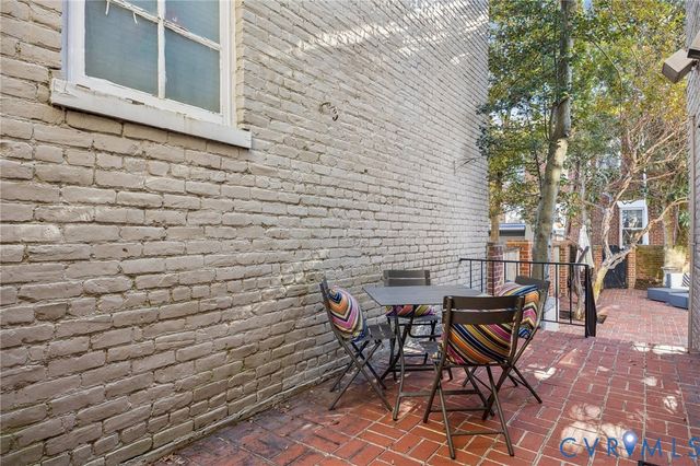 2005 Stuart Ave, Richmond, VA 23220