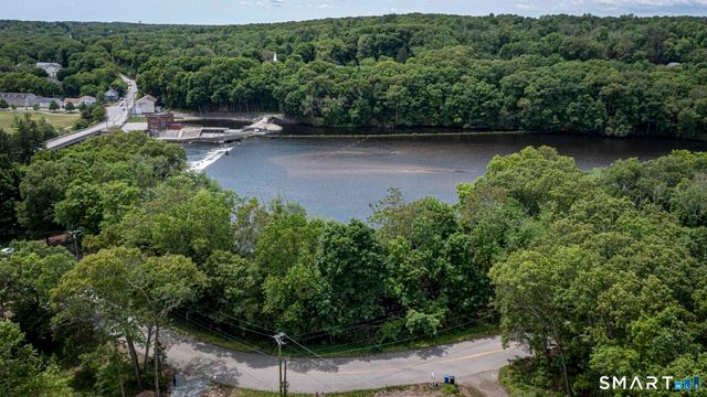 10 Church Street, Sprague, CT 06330