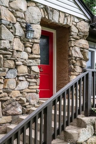 25 Mineral Springs Road, Asheville, NC 28805
