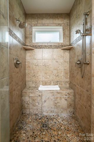 25 Mineral Springs Road, Asheville, NC 28805