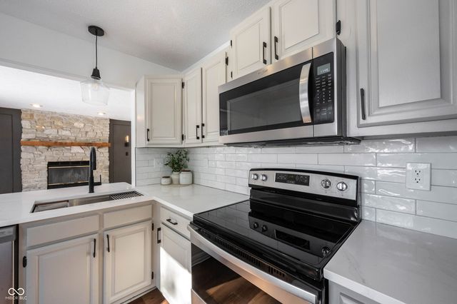 6785 Dunsany Lane, Indianapolis, IN 46254