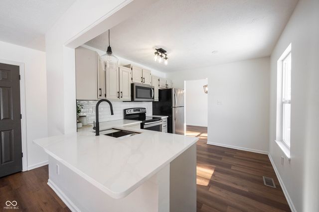 6785 Dunsany Lane, Indianapolis, IN 46254