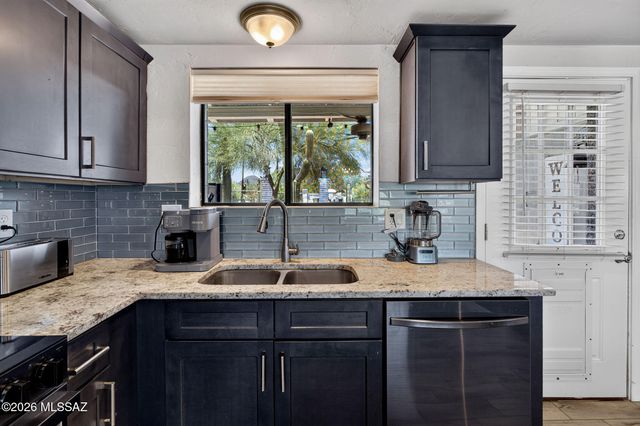 6921 N Camino Verde, Tucson, AZ 85743